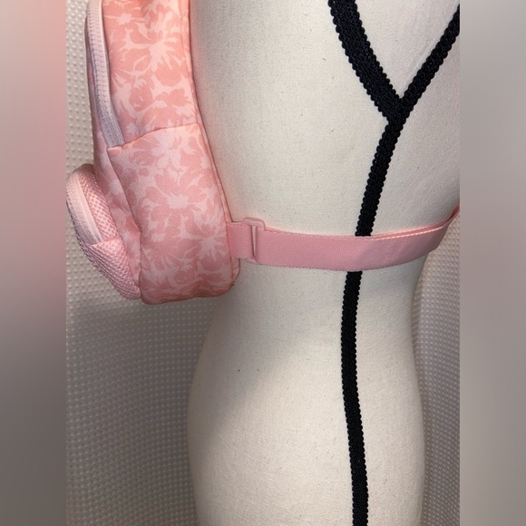 Women’s REEBOK MOLLY MINI BACKPACK in colour pink NWOT - Picture 6 of 16